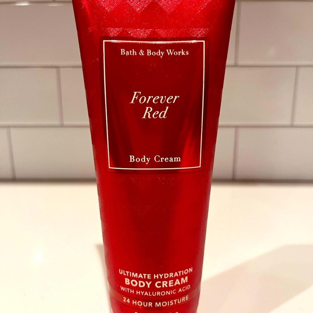 Bath & Body Works Forever Red Body Cream